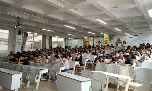 06F6D2DAFED69FE0324DFCEEEEE8C122